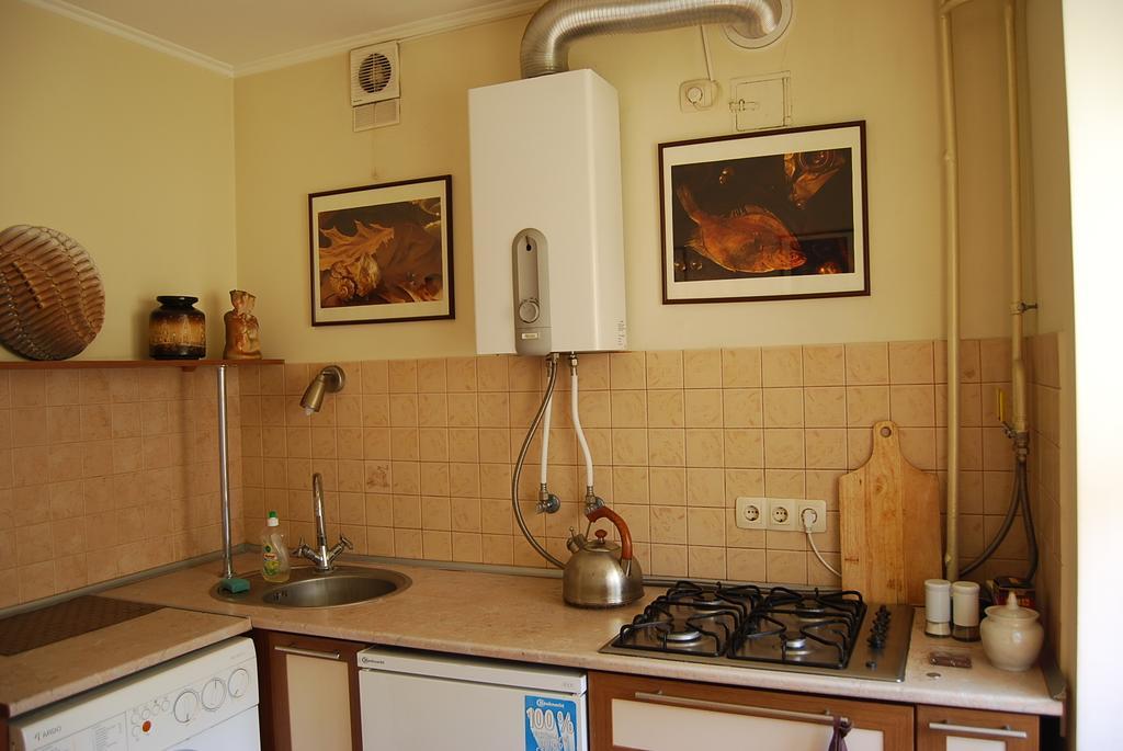 Apartment Stepana Bandery Street Ривне Екстериор снимка